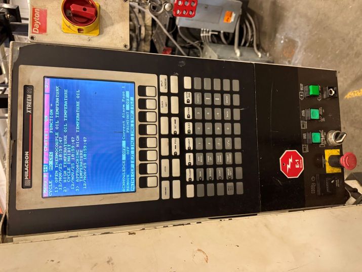 2003 Cincinnati Milacron MM1100